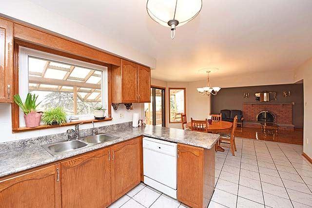 24 Plover Pl, House detached with 4 bedrooms, 4 bathrooms and 4 parking in Brampton ON | Image 7