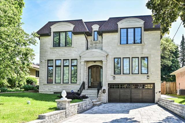 39 Ambrose Rd, House detached with 4 bedrooms, 7 bathrooms and 6 parking in Toronto ON | Image 1