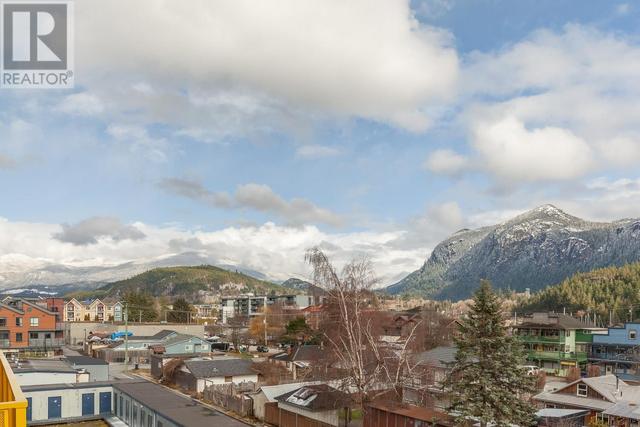 302 - 37762 Third Avenue, House attached with 2 bedrooms, 2 bathrooms and 1 parking in Squamish BC | Image 20