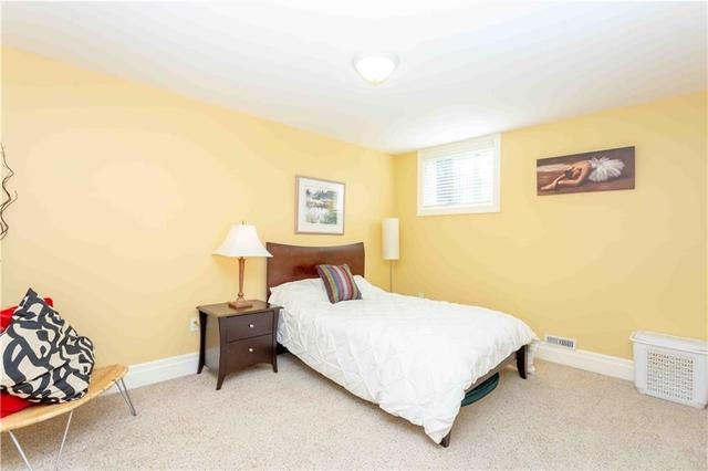 7085 Clayton Walk, House detached with 4 bedrooms, 3 bathrooms and 6 parking in London ON | Image 30