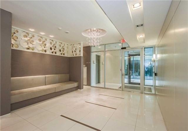 lph 1 - 9090 Yonge St, Condo with 2 bedrooms, 2 bathrooms and 1 parking in Richmond Hill ON | Image 22