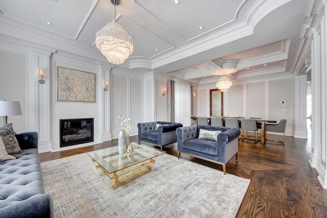 82 Risebrough Ave, House detached with 4 bedrooms, 7 bathrooms and 6 parking in Toronto ON | Image 3