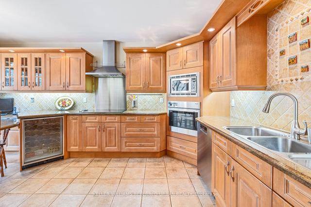 51 Windhaven Pl, House attached with 3 bedrooms, 3 bathrooms and 2 parking in Oakville ON | Image 34