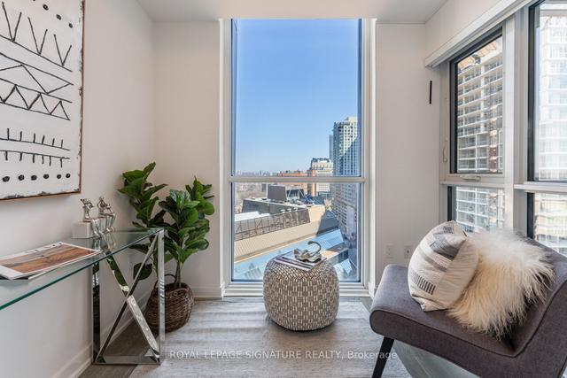 1411 - 1 Yorkville Ave, Condo with 2 bedrooms, 2 bathrooms and 1 parking in Toronto ON | Image 15