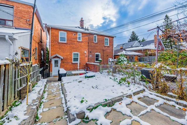 36 Teignmouth Ave, House semidetached with 3 bedrooms, 2 bathrooms and 0 parking in Toronto ON | Image 22