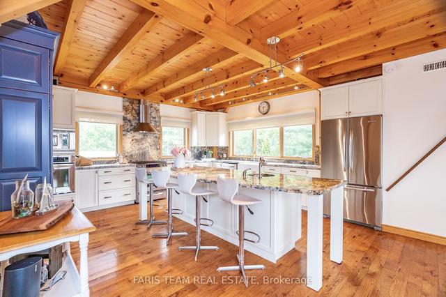 220 Kamenni Bay Rd, House detached with 5 bedrooms, 5 bathrooms and 20 parking in Georgian Bay ON | Image 37