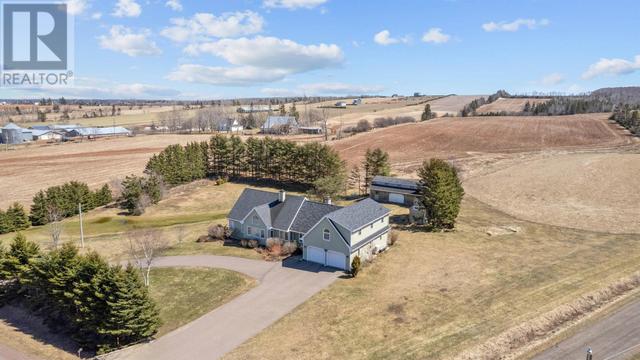 689 Canoe Cove Road, House detached with 5 bedrooms, 3 bathrooms and null parking in West River PE | Image 2