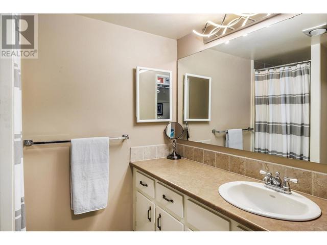 101 - 1870 Parkinson Way, House attached with 2 bedrooms, 2 bathrooms and 1 parking in Kelowna BC | Image 12