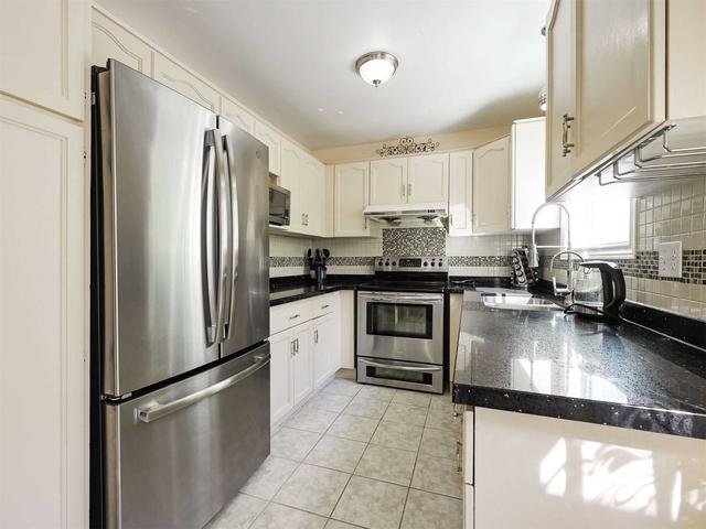 692 Willow Rd, House detached with 4 bedrooms, 4 bathrooms and 6 parking in Guelph ON | Image 16