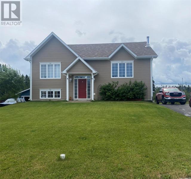 11 Maclean Place, House detached with 3 bedrooms, 3 bathrooms and null parking in Gander NL | Image 1