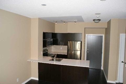 706 - 35 Hayden St, Condo with 1 bedrooms, 1 bathrooms and null parking in Toronto ON | Image 4