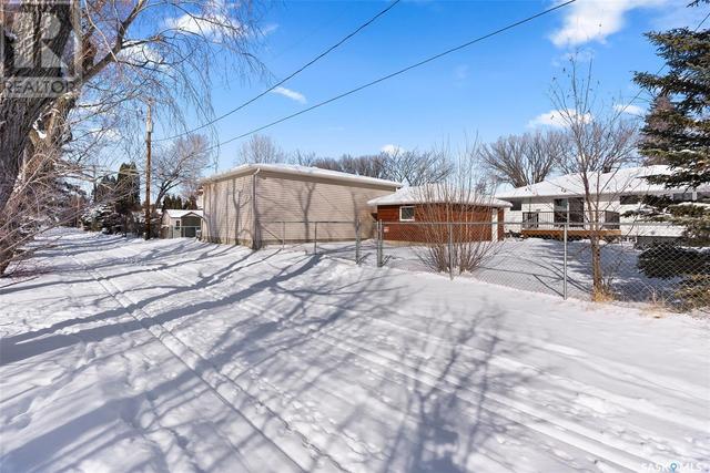 209 20th Avenue E, House detached with 4 bedrooms, 2 bathrooms and null parking in Regina SK | Image 36