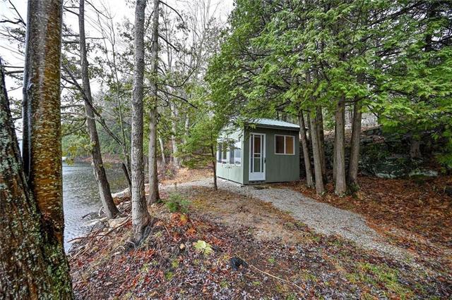 211 Pike Lake Fire Route 13 A Road, House detached with 3 bedrooms, 2 bathrooms and 6 parking in Tay Valley ON | Image 27