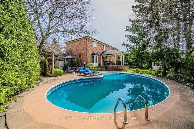 2119 Berryman Crt, House detached with 4 bedrooms, 3 bathrooms and 6 parking in Burlington ON | Image 22