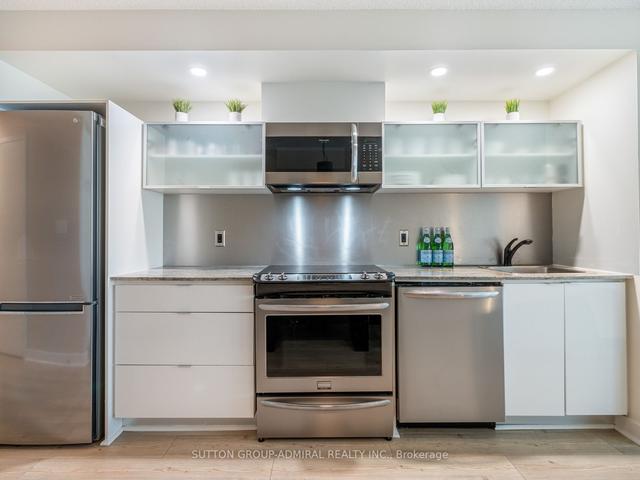 925 - 4k Spadina Ave, Condo with 2 bedrooms, 2 bathrooms and 1 parking in Toronto ON | Image 29
