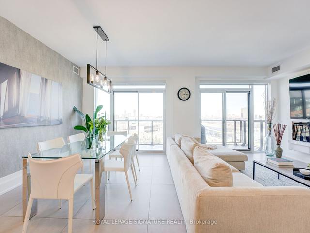 603 - 3 Southvale Dr, Condo with 2 bedrooms, 2 bathrooms and 1 parking in Toronto ON | Image 4