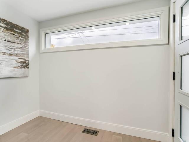 157 East 24th St, House detached with 2 bedrooms, 2 bathrooms and 2 parking in Hamilton ON | Image 20
