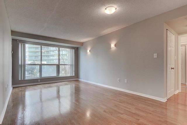 218 - 23 Lorraine Dr, Condo with 2 bedrooms, 2 bathrooms and 2 parking in Toronto ON | Image 20