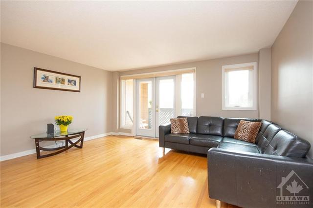 235 Echo Drive, Townhouse with 3 bedrooms, 3 bathrooms and 1 parking in Ottawa ON | Image 28