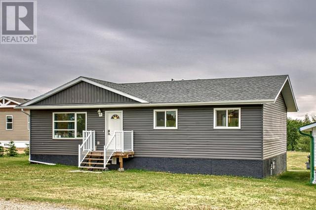 68 Sunnyside Crescent, House detached with 3 bedrooms, 2 bathrooms and 6 parking in Ponoka County AB | Image 4