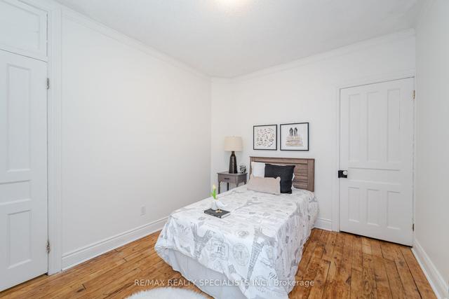 228 Locke St N, House semidetached with 3 bedrooms, 1 bathrooms and 2 parking in Hamilton ON | Image 17