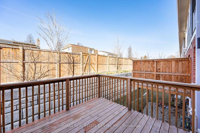 b3 - 24 Morrison Rd, Townhouse with 3 bedrooms, 2 bathrooms and 1 parking in Kitchener ON | Image 22