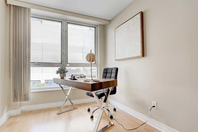 306 - 55 Bloor St E, Condo with 1 bedrooms, 2 bathrooms and 1 parking in Toronto ON | Image 8