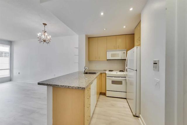 803 - 85 Bloor St E, Condo with 1 bedrooms, 1 bathrooms and 0 parking in Toronto ON | Image 10