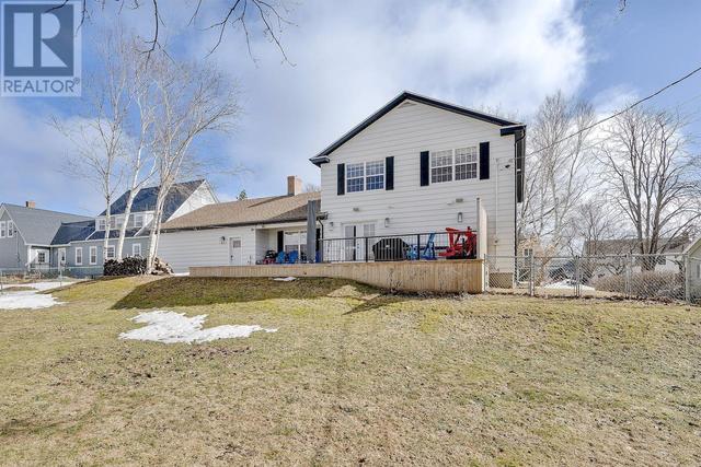 85 Prince Charles Drive, House detached with 4 bedrooms, 3 bathrooms and null parking in Charlottetown PE | Image 32