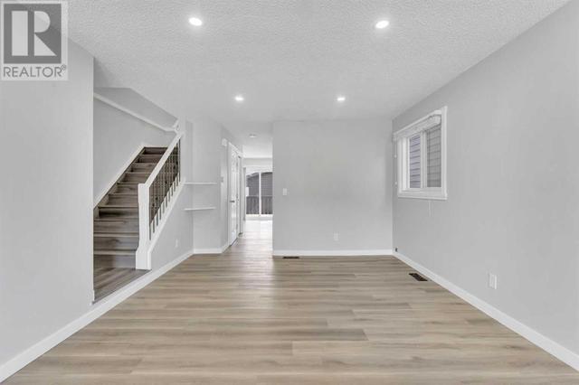 201 Templemont Drive Ne, House detached with 4 bedrooms, 2 bathrooms and 3 parking in Calgary AB | Image 15