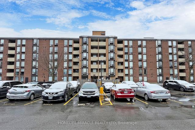 101 - 1530 Pickering Pkwy, Condo with 3 bedrooms, 2 bathrooms and 1 parking in Pickering ON | Image 35