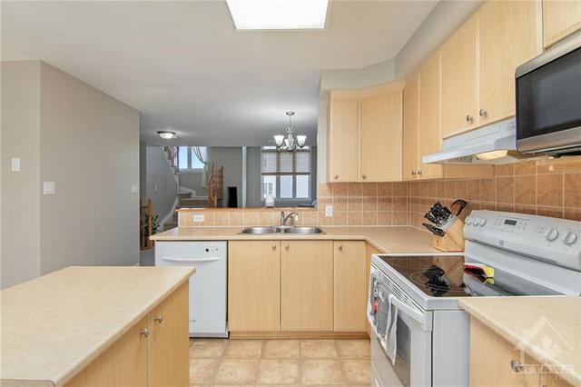 339 Elite Private, House attached with 2 bedrooms, 2 bathrooms and 1 parking in Ottawa ON | Image 14