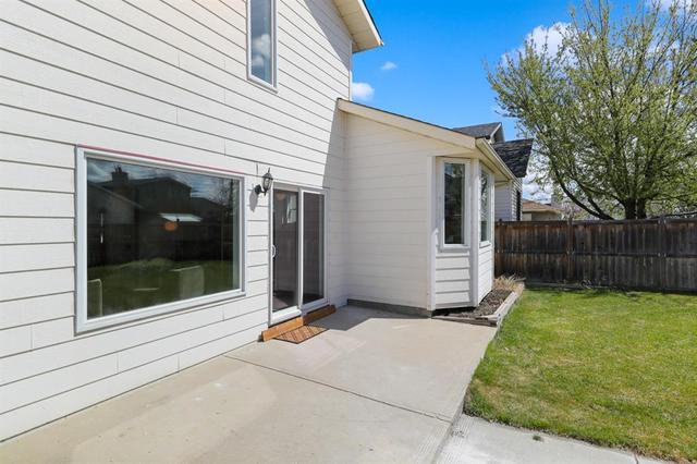 81 Sun Harbour Way Se, House detached with 4 bedrooms, 3 bathrooms and 6 parking in Calgary AB | Image 46