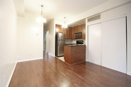 th34 - 80 Carr St, Townhouse with 2 bedrooms, 2 bathrooms and 1 parking in Toronto ON | Image 2