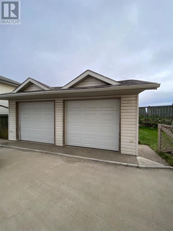 8315 114a Street, House semidetached with 3 bedrooms, 2 bathrooms and 4 parking in Grande Prairie AB | Image 19