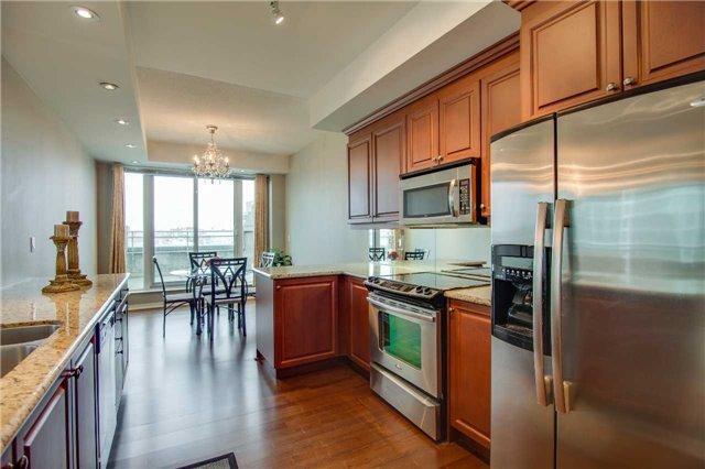 1903 - 628 Fleet St W, Condo with 2 bedrooms, 2 bathrooms and 1 parking in Toronto ON | Image 8
