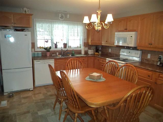 5 Kentucky Ave, House detached with 2 bedrooms, 2 bathrooms and 2 parking in Wasaga Beach ON | Image 20