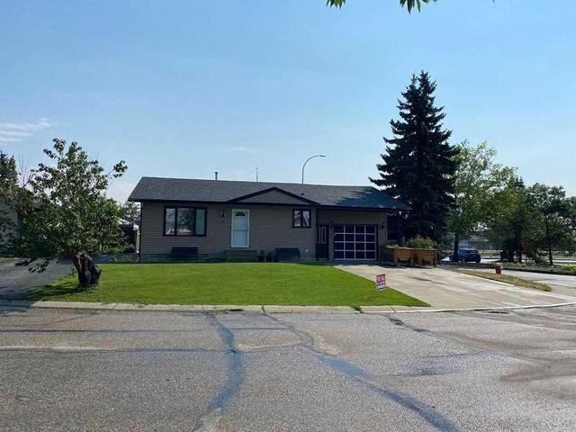 1 Glenrose Cres, House detached with 2 bedrooms, 2 bathrooms and 6 parking in Stony Plain AB | Image 1