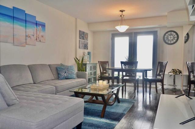 66 - 2315 Sheppard Ave W, Townhouse with 2 bedrooms, 2 bathrooms and 1 parking in Toronto ON | Image 2