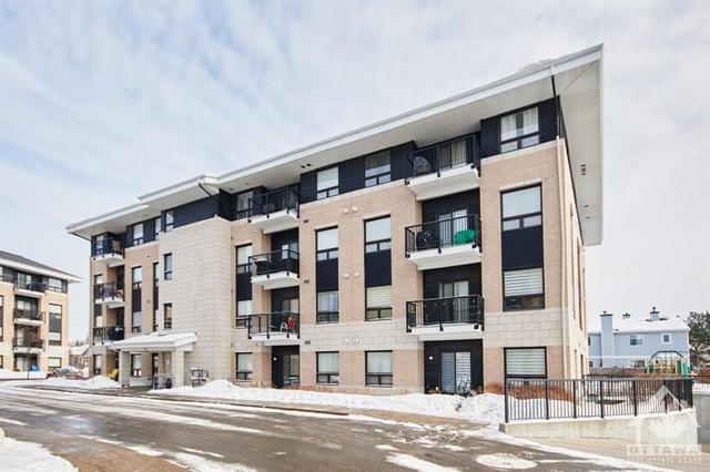 203 - 225 Winterfell Private, Condo with 2 bedrooms, 2 bathrooms and 1 parking in Ottawa ON | Card Image