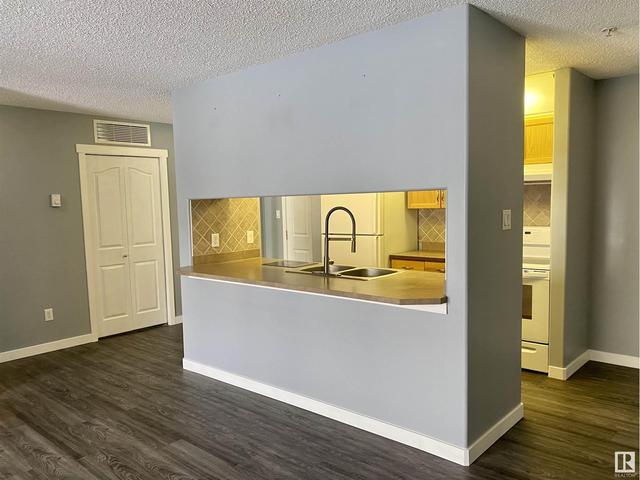 109 - 16303 95 St Nw, Condo with 1 bedrooms, 1 bathrooms and null parking in Edmonton AB | Image 13