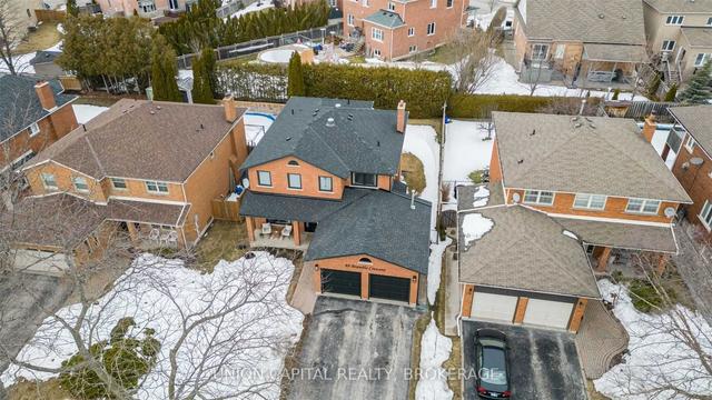 88 Bramble Cres, House detached with 4 bedrooms, 4 bathrooms and 6 parking in Whitchurch Stouffville ON | Image 34