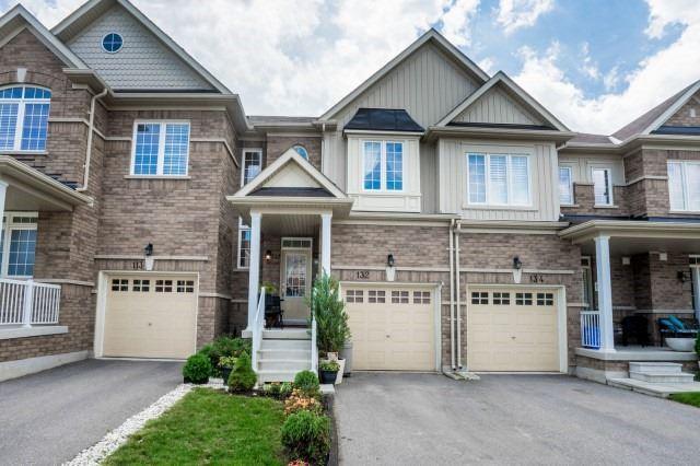 132 Matthewson Ave, House attached with 3 bedrooms, 3 bathrooms and 1 parking in Bradford West Gwillimbury ON | Image 1