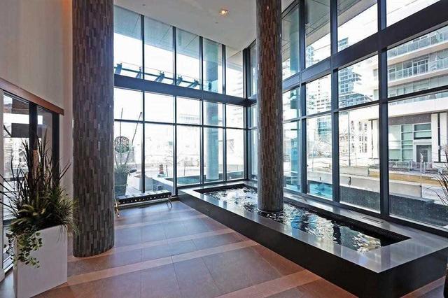 504 - 39 Annie Craig Dr, Condo with 1 bedrooms, 1 bathrooms and 1 parking in Toronto ON | Image 8