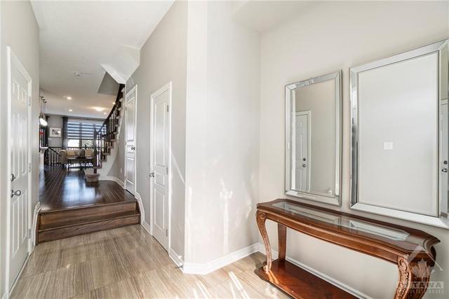 205 Sittelle Private, Townhouse with 3 bedrooms, 3 bathrooms and 4 parking in Ottawa ON | Image 2