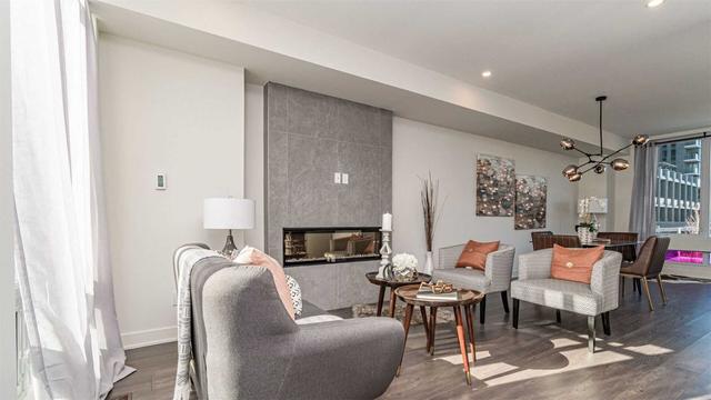 37 Sonic Way, Townhouse with 2 bedrooms, 3 bathrooms and 1 parking in Toronto ON | Image 21