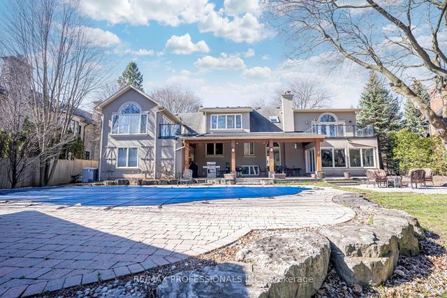 255 Donessle Dr, House detached with 4 bedrooms, 4 bathrooms and 12 parking in Oakville ON | Image 32