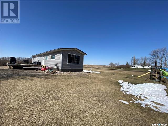 26 Nicholas Street, Home with 2 bedrooms, 1 bathrooms and null parking in Dubuc SK | Image 10
