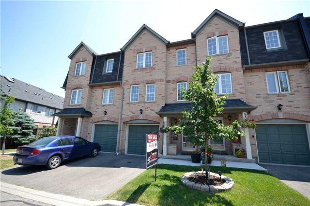06 - 2088 Leanne Blvd, Townhouse with 3 bedrooms, 2 bathrooms and 2 parking in Mississauga ON | Image 1
