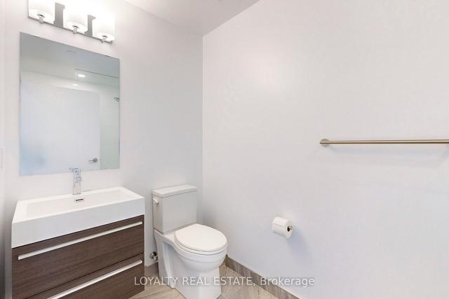 1202 - 181 Bedford Rd, Condo with 2 bedrooms, 2 bathrooms and 0 parking in Toronto ON | Image 19